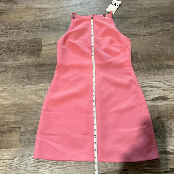 dresses - Picture 4 of 6